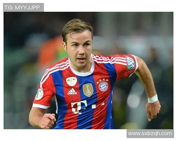 足球明星漫画风采展现让你领略球场英雄的魅力与激情